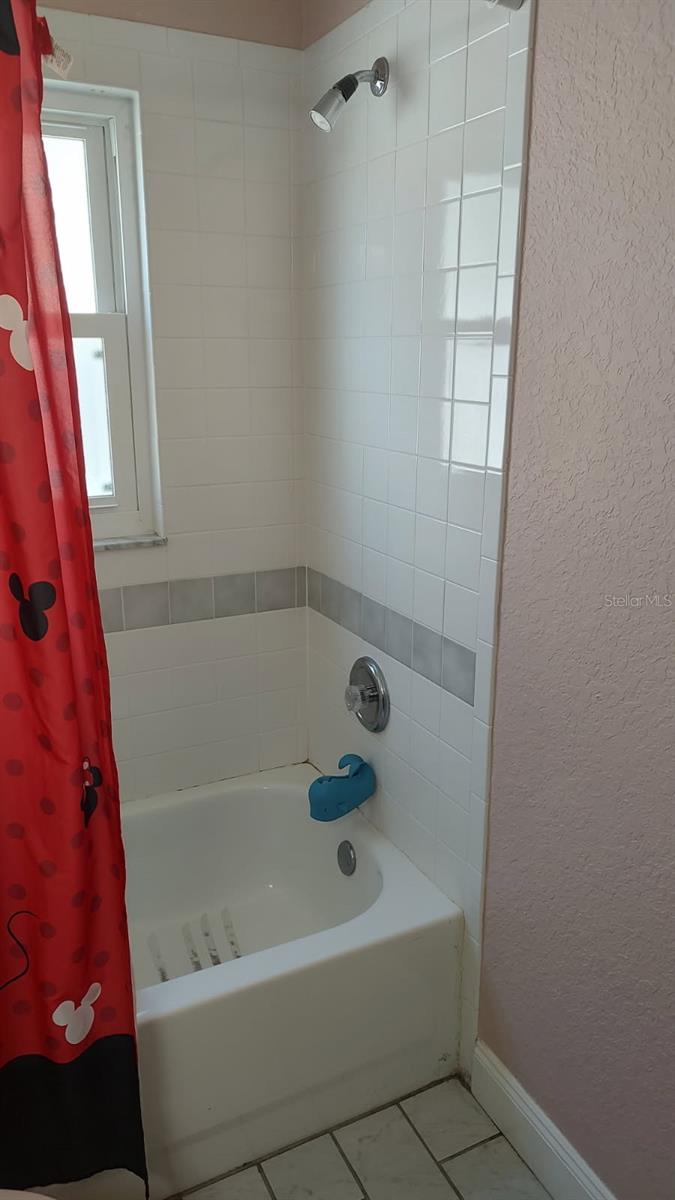 SILVER OAKS VILLAGE PH 01 - Residential