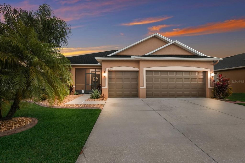 Photo of 10835 Carloway Hills Drive, Wimauma, FL 33598 (MLS # A4673272)