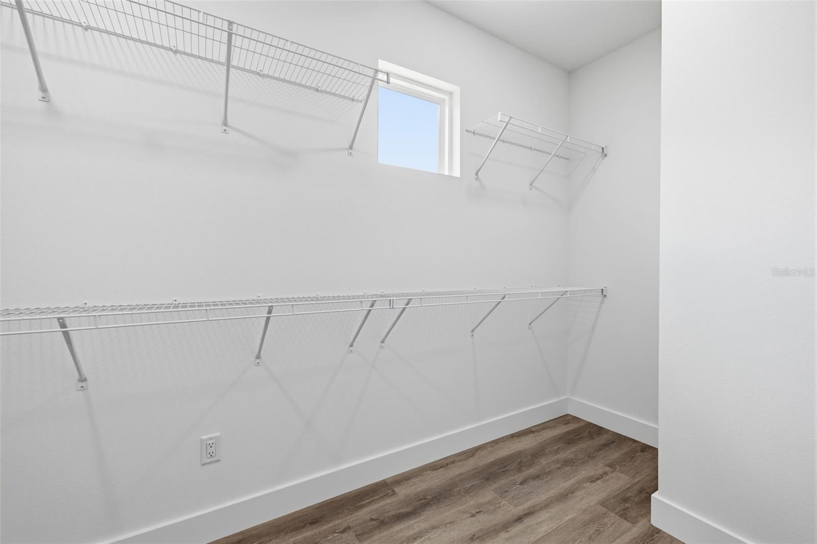 HERNANDO OAKS PH 1A - Residential
