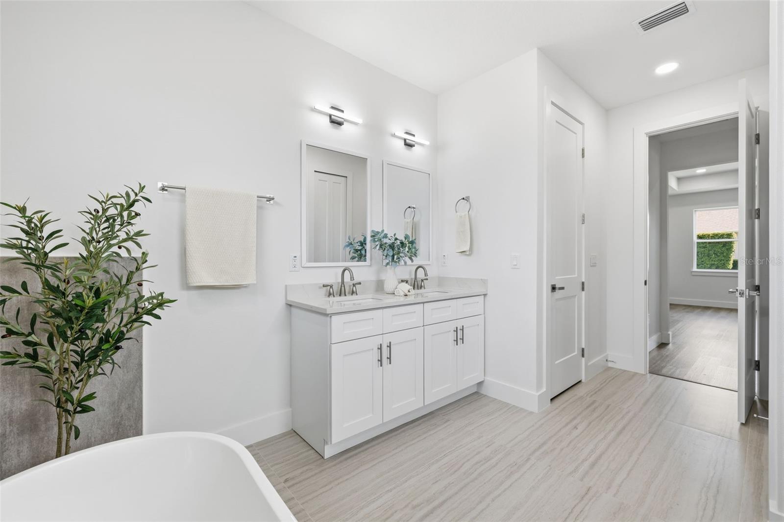 HERNANDO OAKS PH 1A - Residential