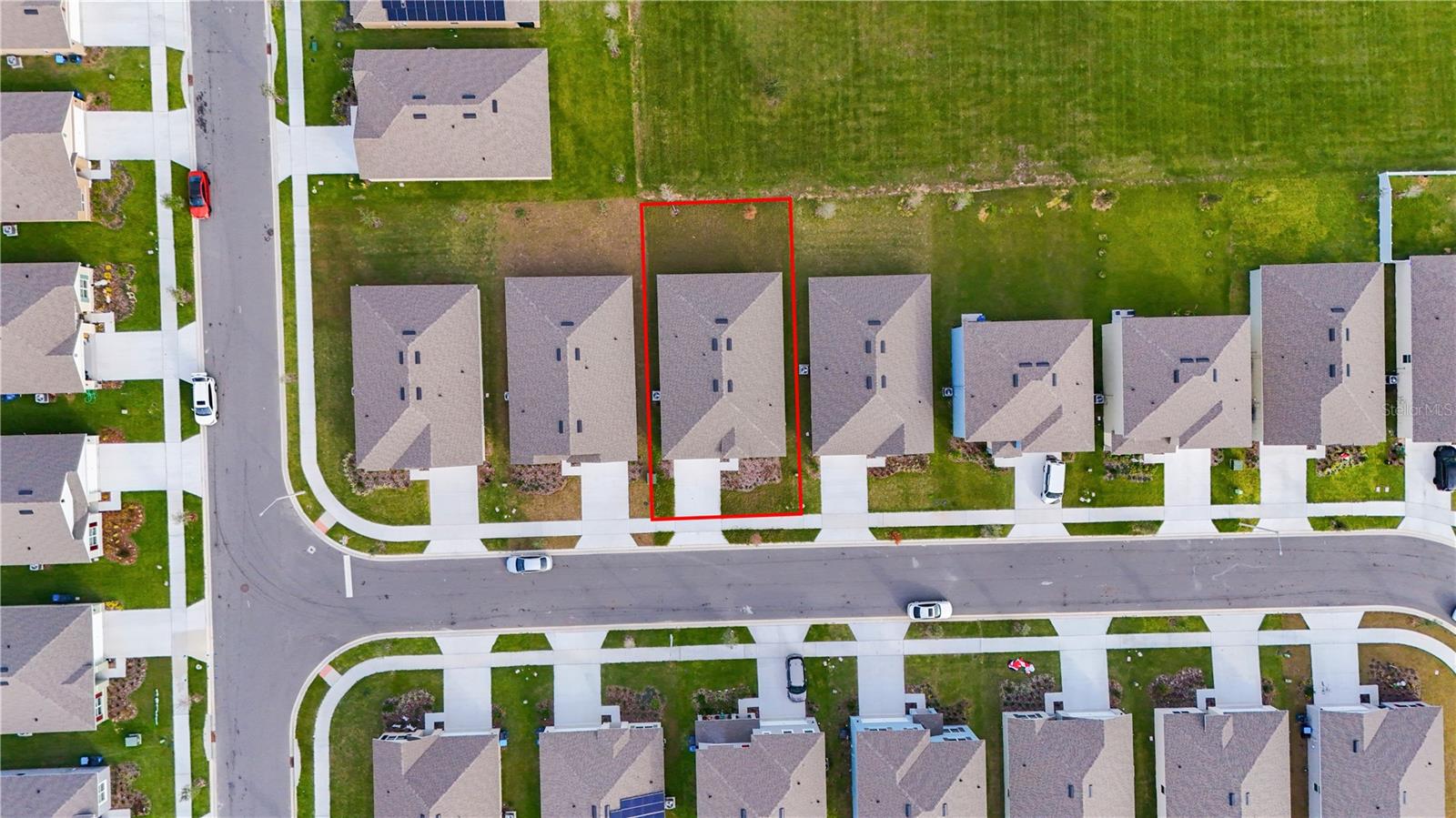 1811 SILVERBELL LOOP