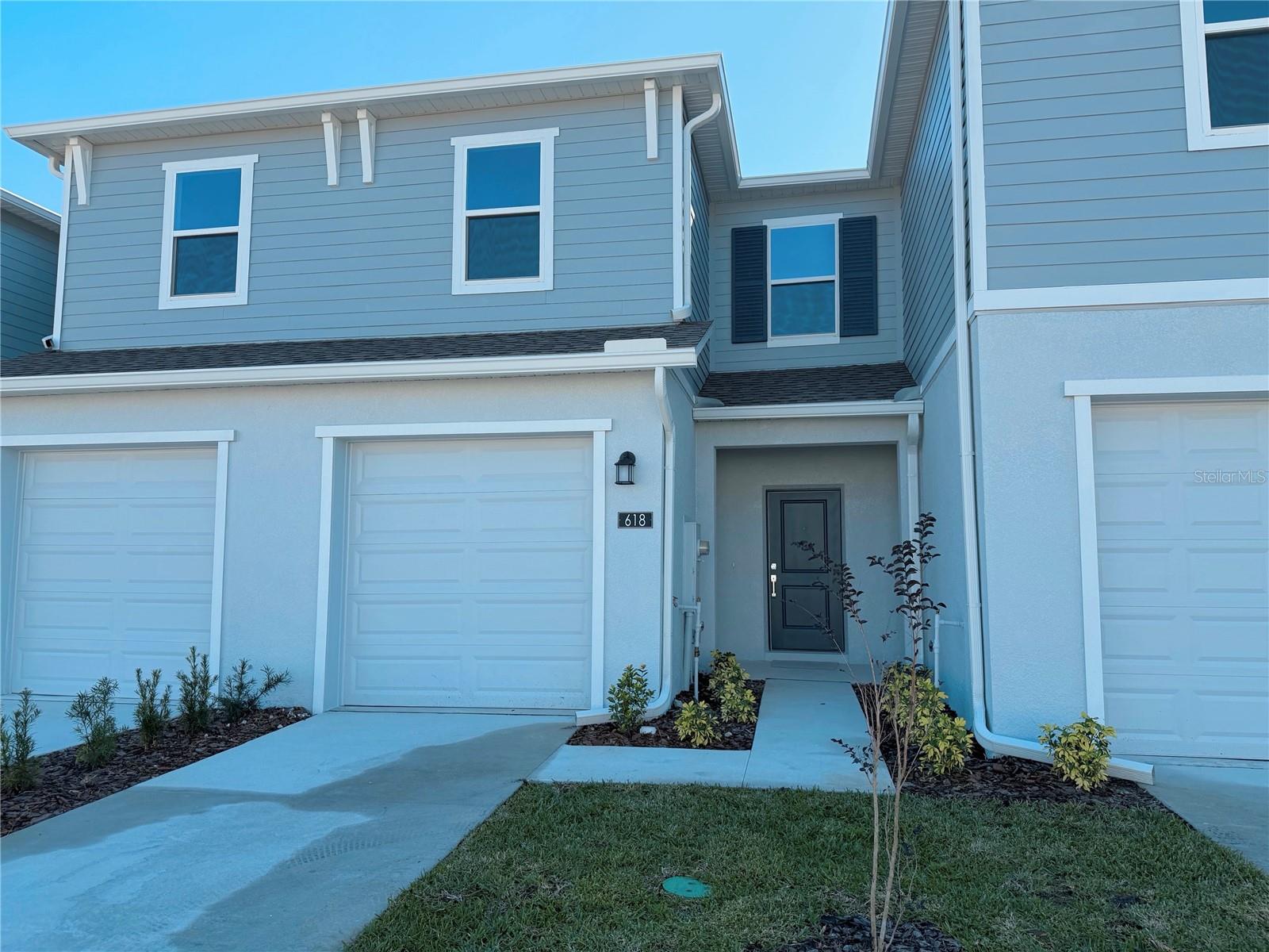 SOL VISTA - Residential Lease