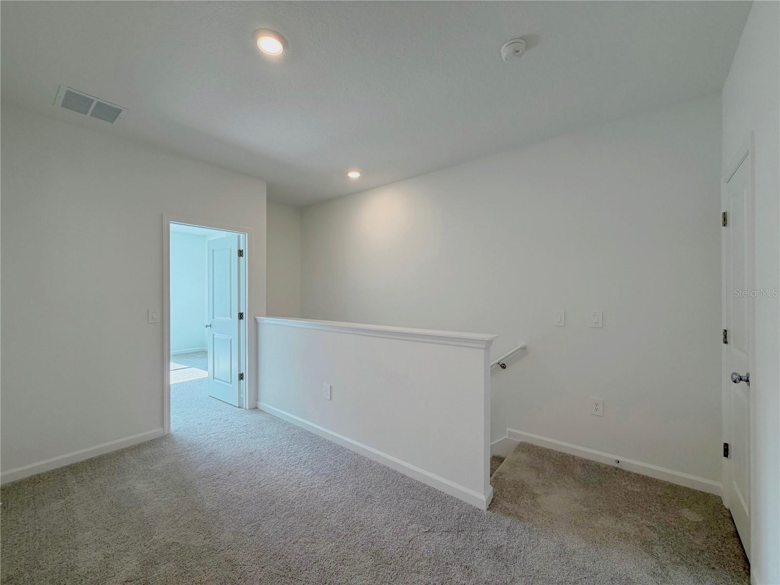 SOL VISTA - Residential Lease