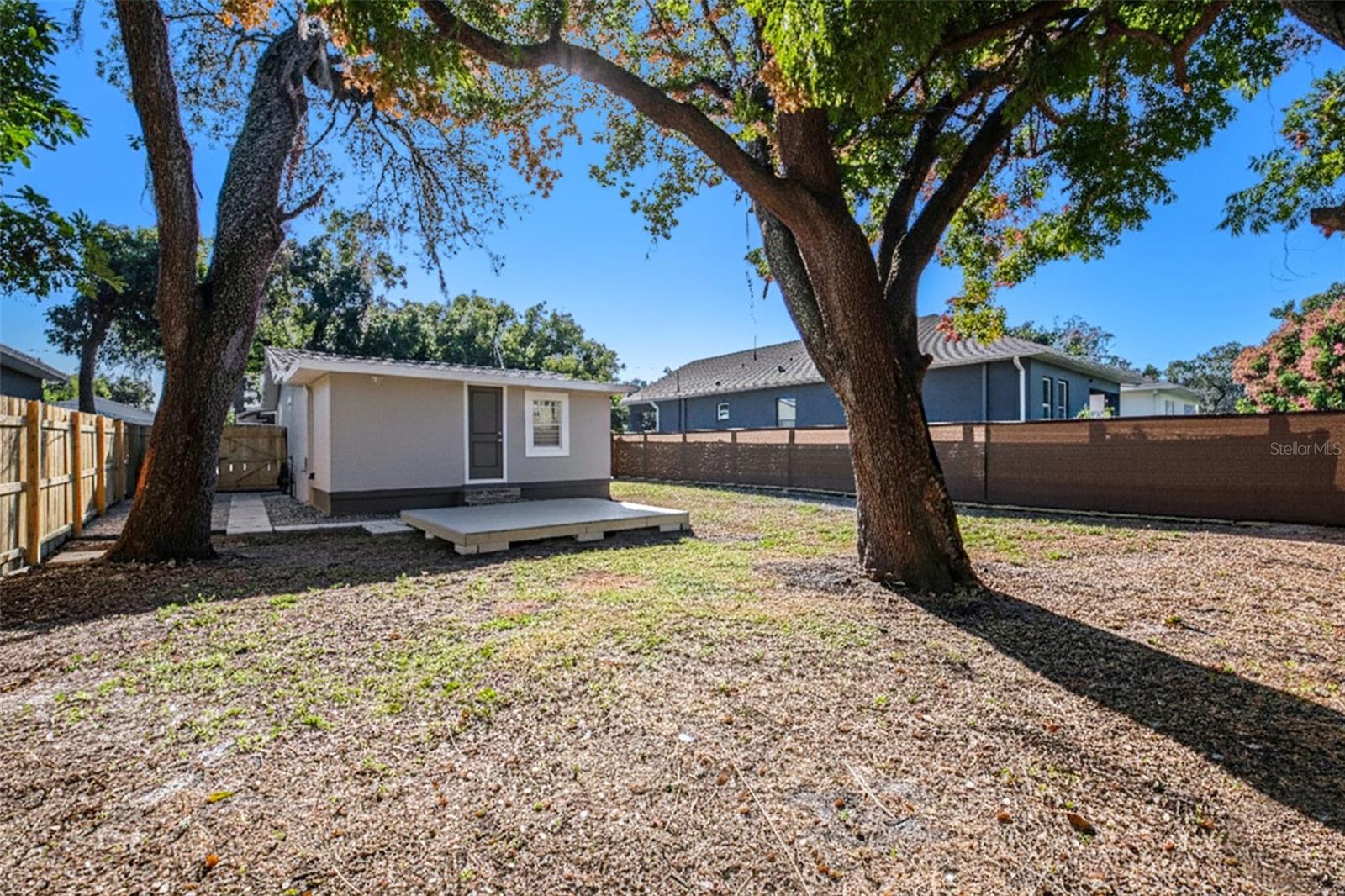 ORANGE TERRACE - Residential