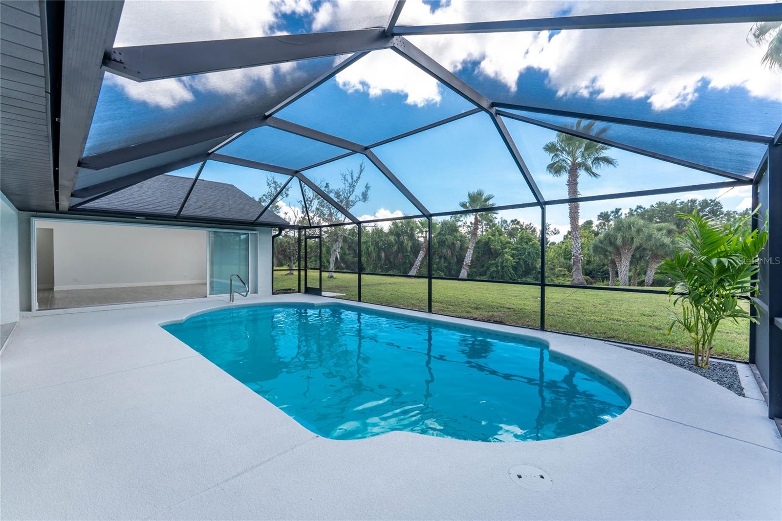 ROTONDA WEST WHITE MARSH - Residential
