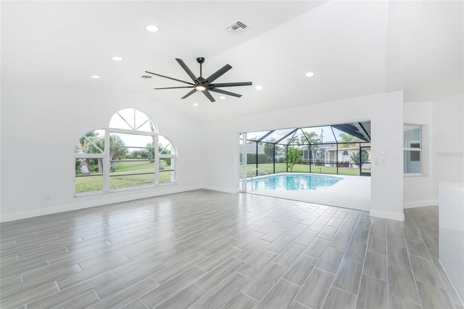 ROTONDA WEST WHITE MARSH - Residential