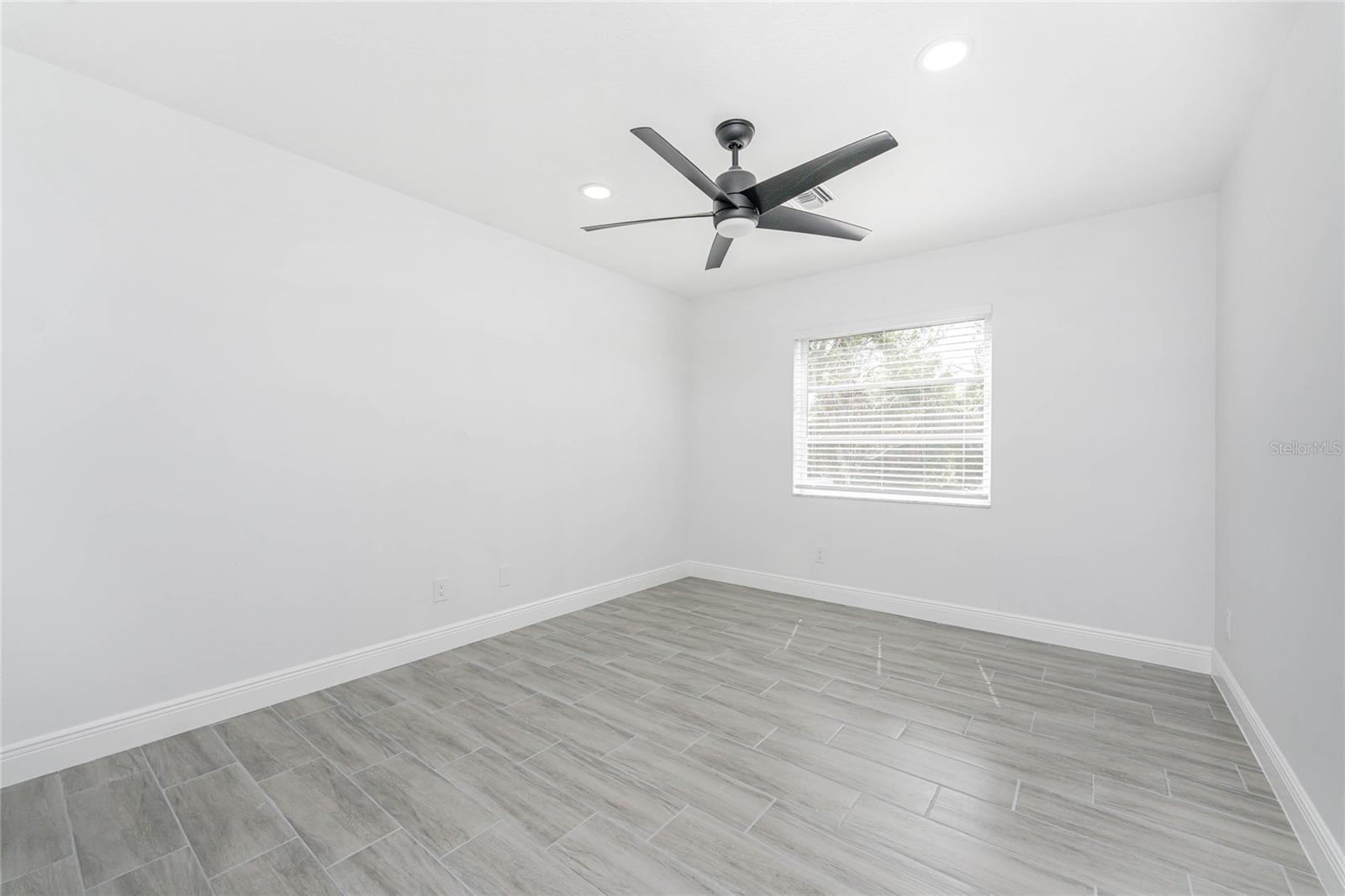 ROTONDA WEST WHITE MARSH - Residential
