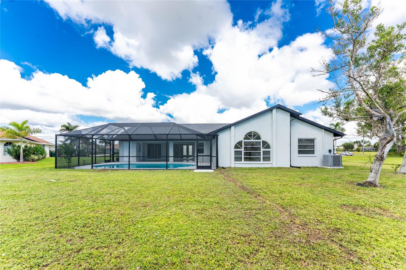 ROTONDA WEST WHITE MARSH - Residential