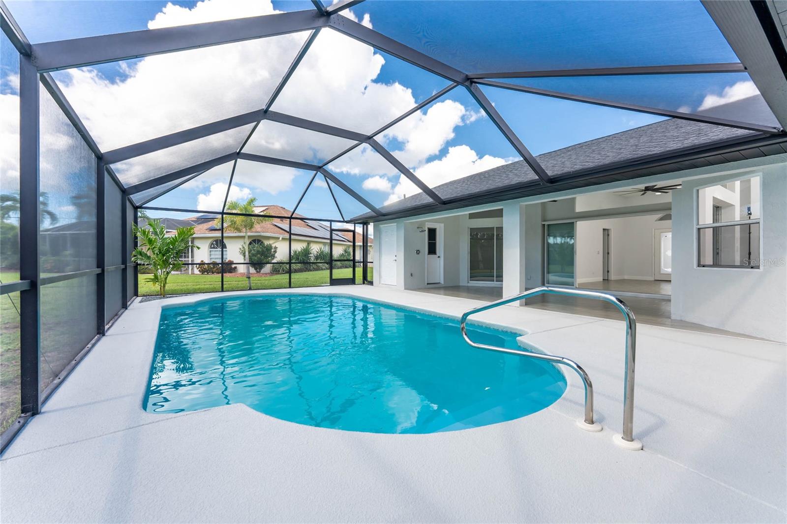 ROTONDA WEST WHITE MARSH - Residential