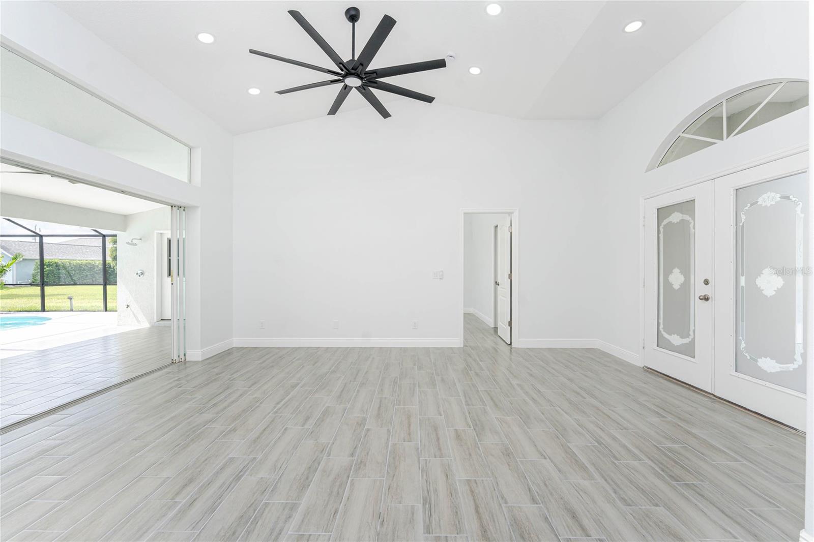ROTONDA WEST WHITE MARSH - Residential