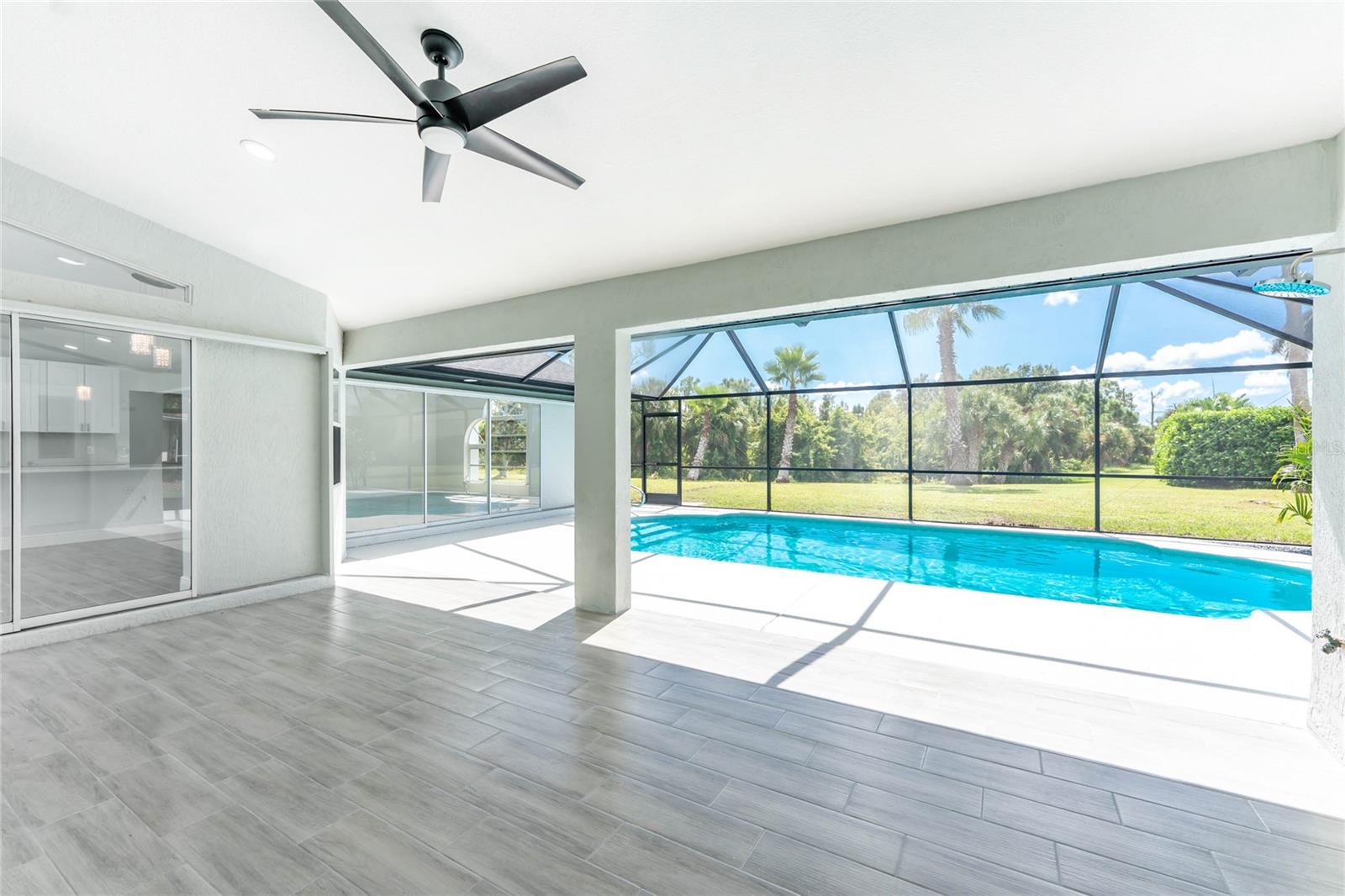 ROTONDA WEST WHITE MARSH - Residential