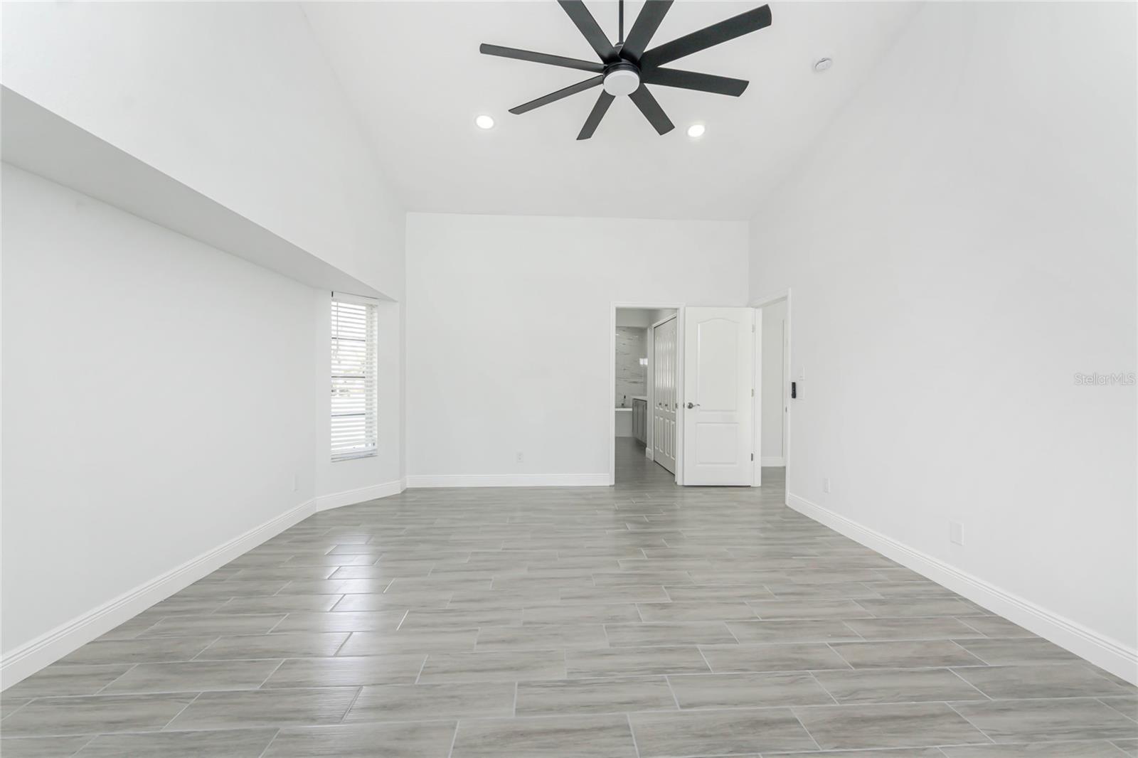 ROTONDA WEST WHITE MARSH - Residential