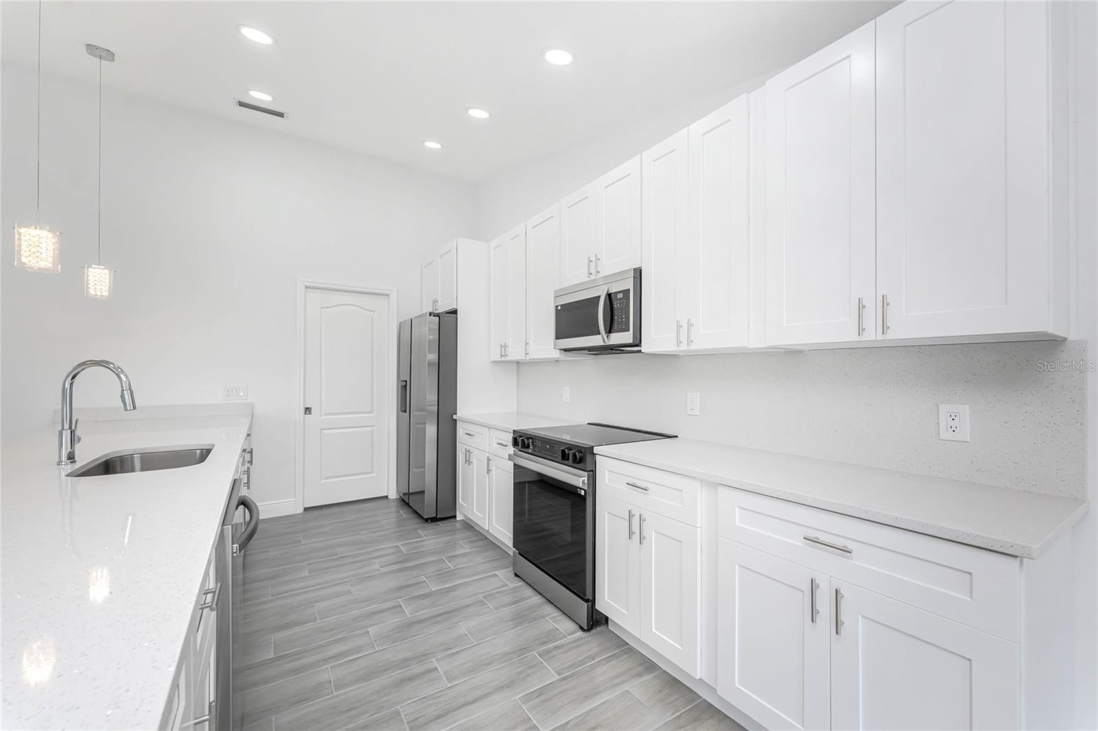 ROTONDA WEST WHITE MARSH - Residential