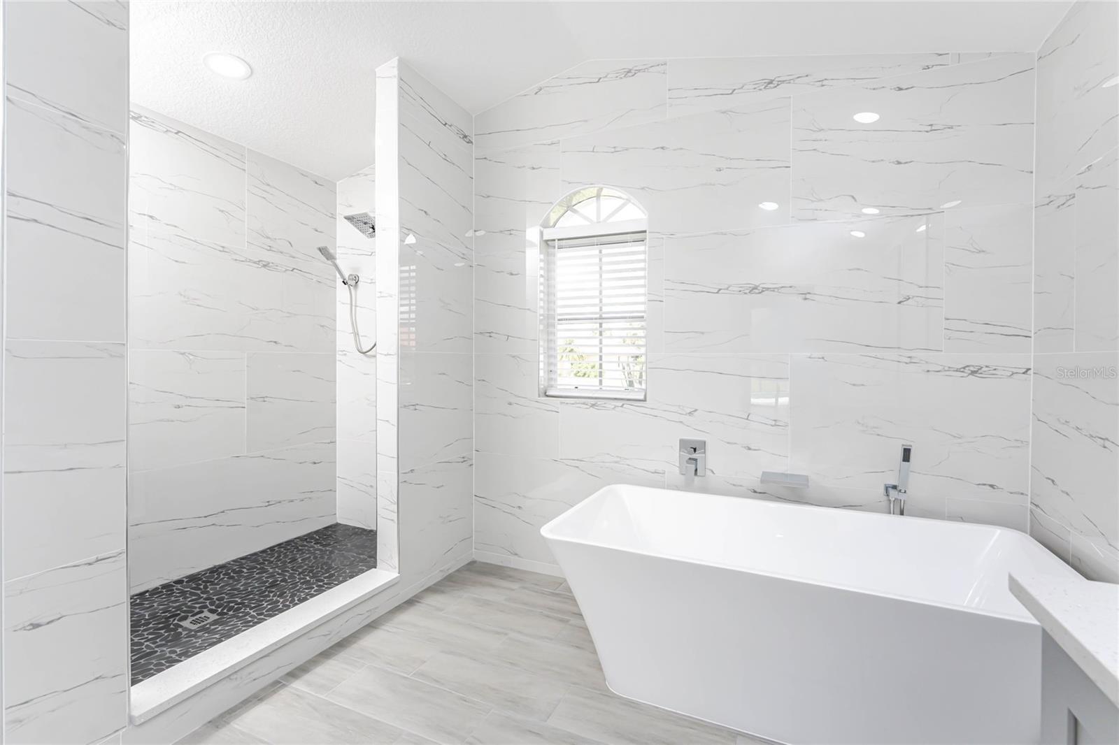 ROTONDA WEST WHITE MARSH - Residential