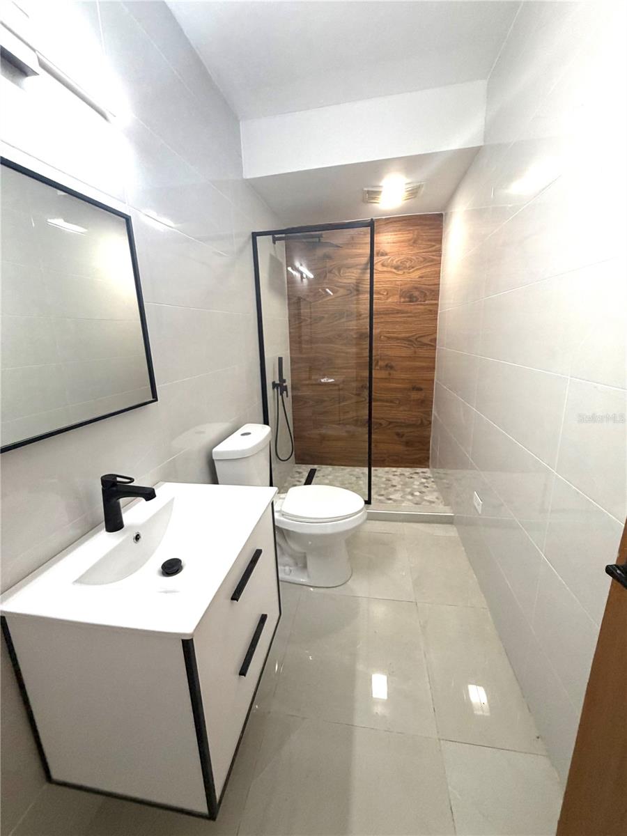 RIVERSIDE - Residential