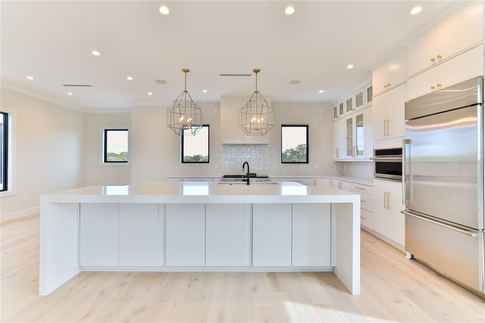 CALLILISA LAND - Residential