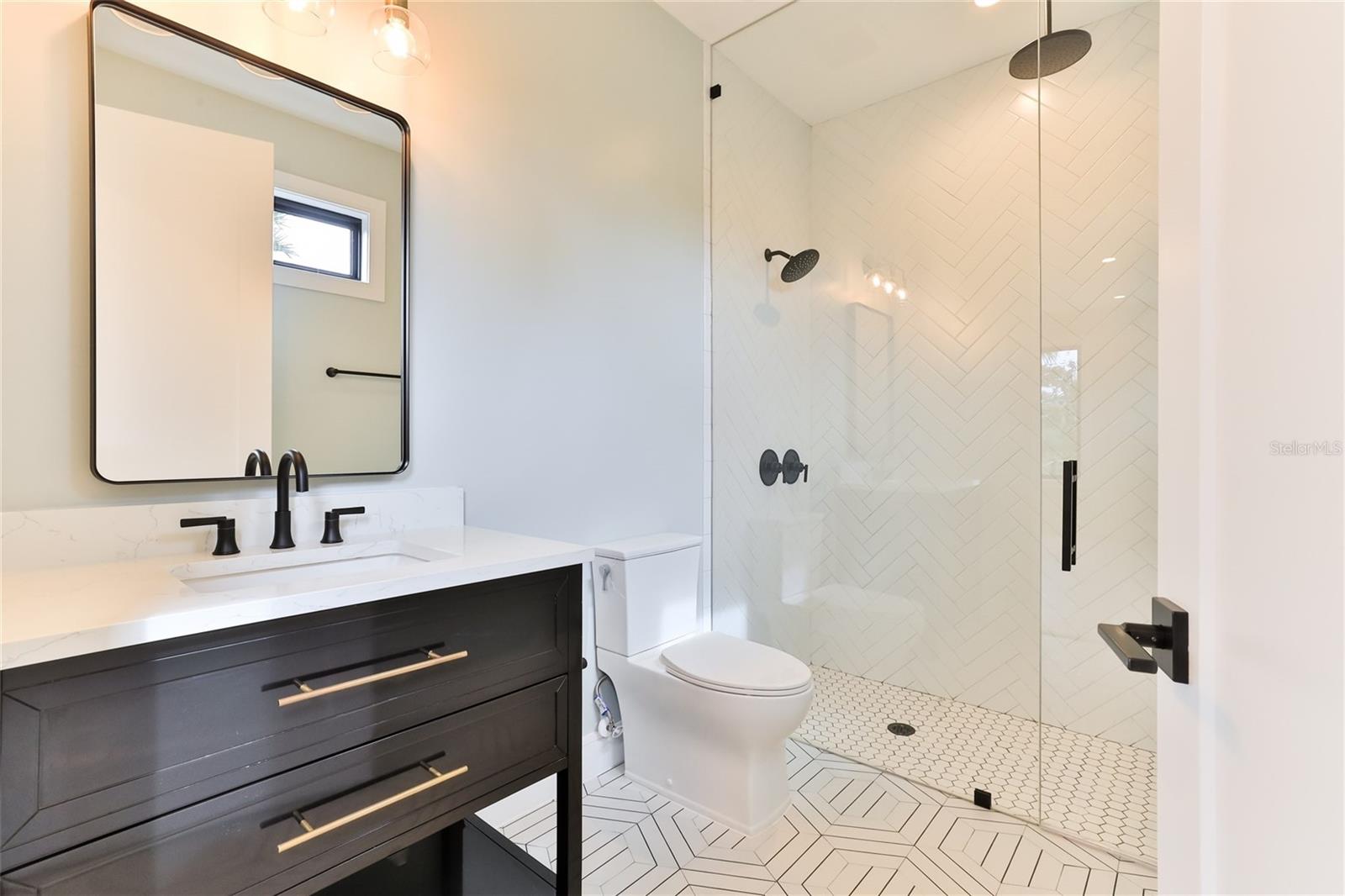 CALLILISA LAND - Residential