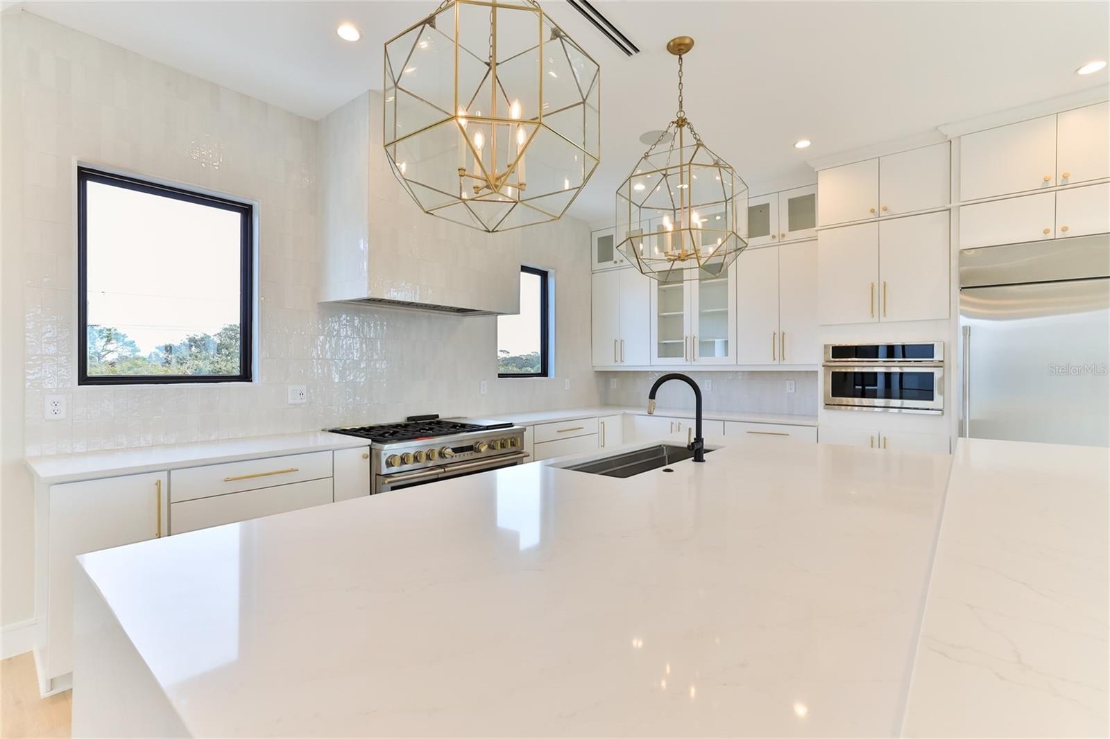 CALLILISA LAND - Residential