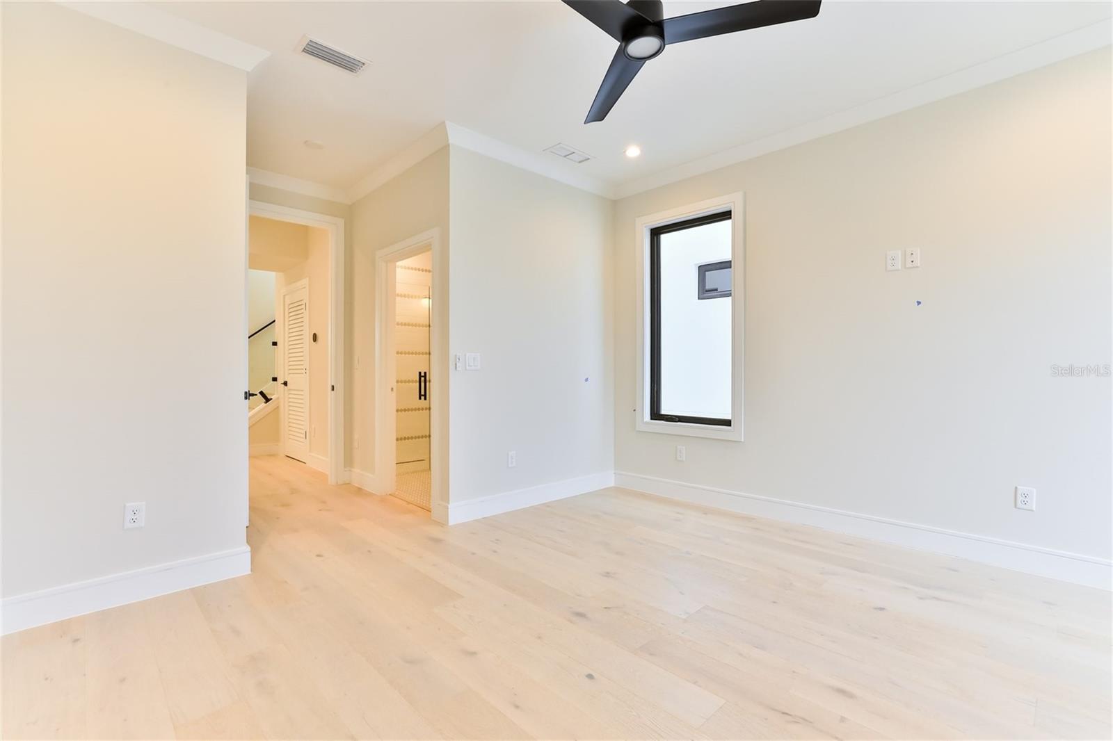 CALLILISA LAND - Residential