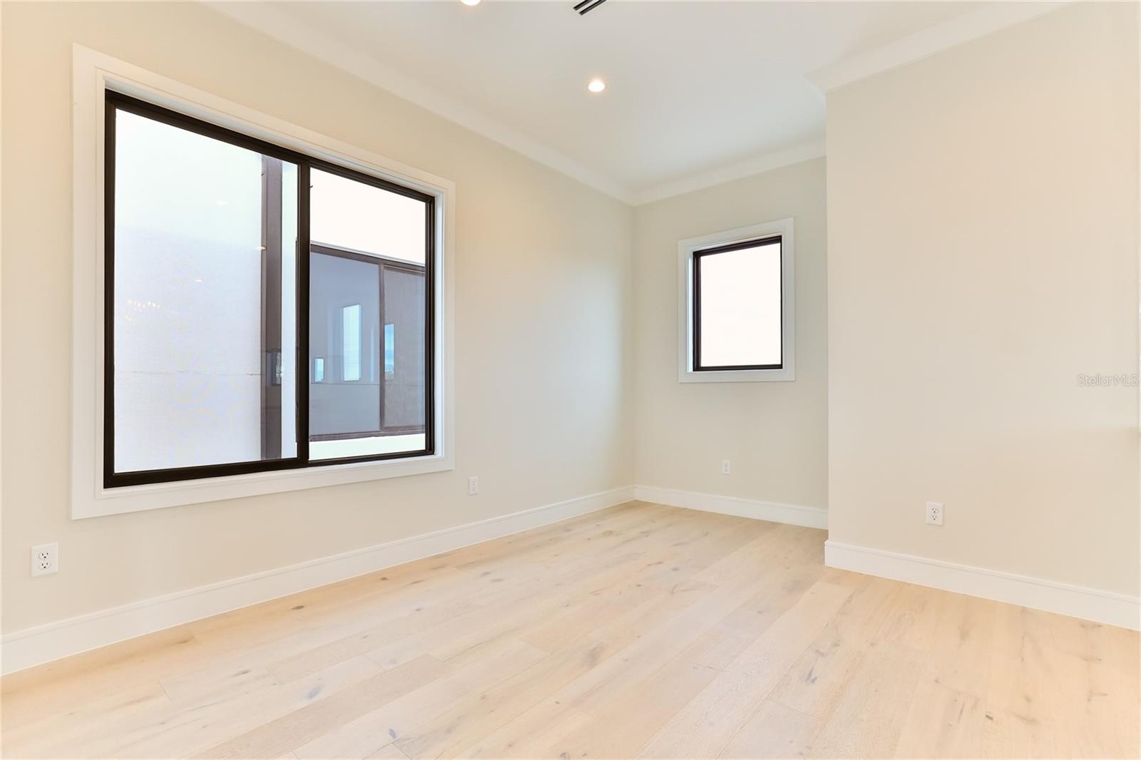 CALLILISA LAND - Residential