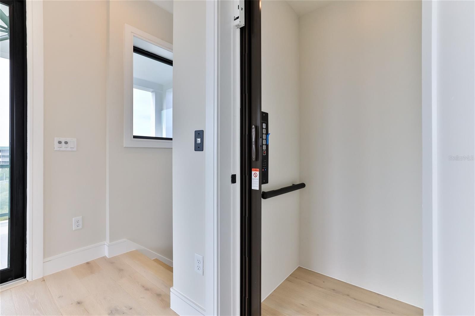 CALLILISA LAND - Residential