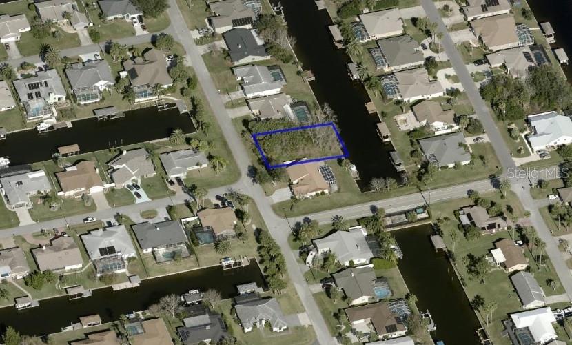 PALM COAST SEC 04 - Land