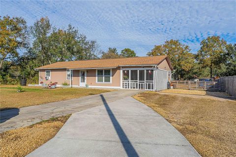 A home in BELLEVIEW