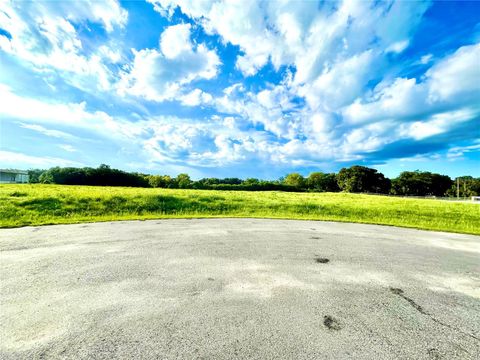 Tiny photo for 729 N 14th Street, Leesburg, FL 34748 (MLS # G5086459)