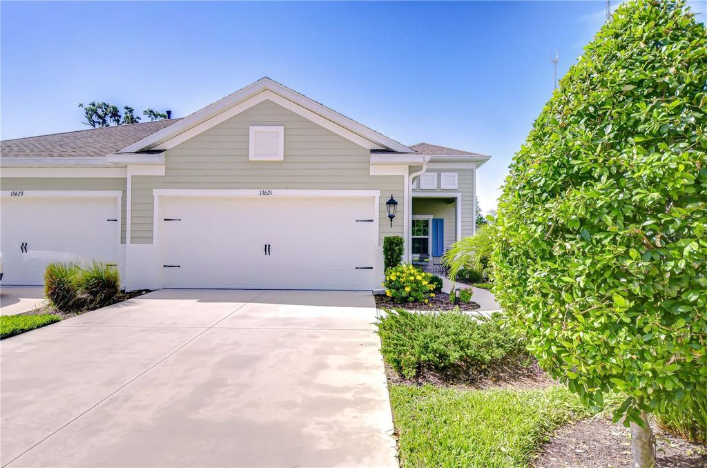Photo of 13621 Circa Crossing Drive, Lithia, FL 33547 (MLS # TB8403333)