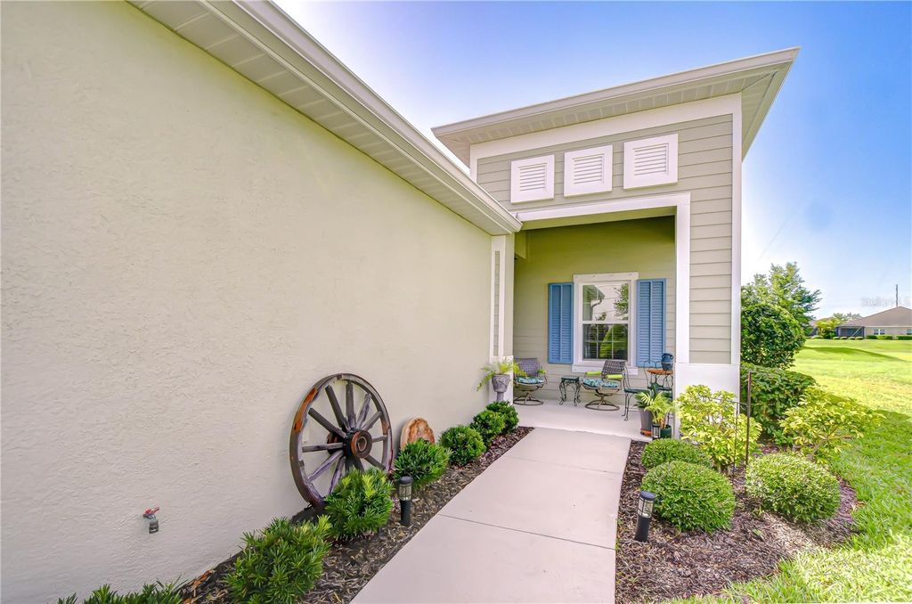 Photo of 13621 Circa Crossing Drive, Lithia, FL 33547 (MLS # TB8403333)