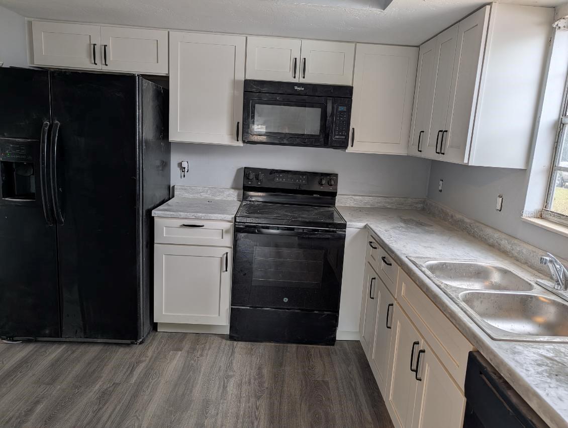 IMPERIALAKES PH 01 - Residential