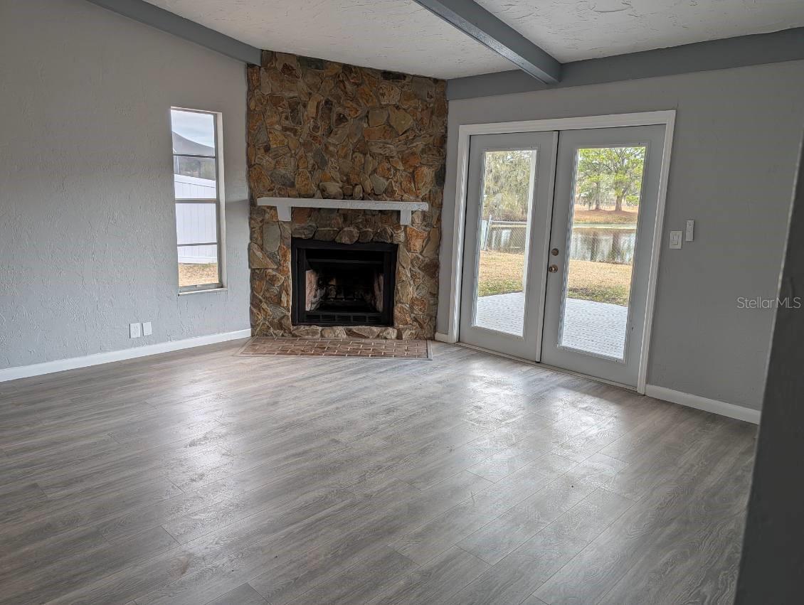 IMPERIALAKES PH 01 - Residential