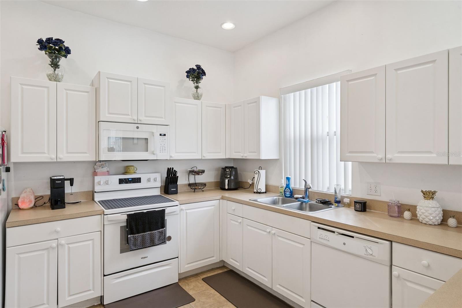 TUSCAN HILLS - Residential