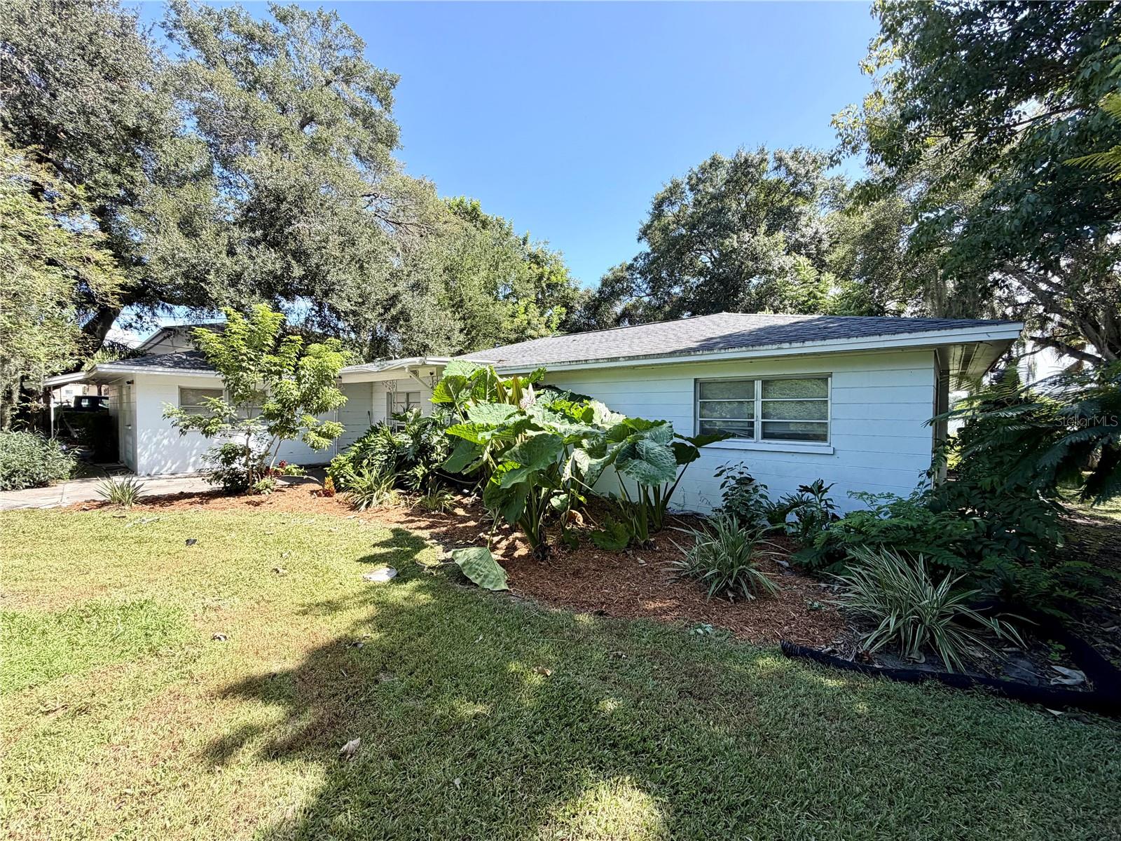 2035 SHAKESPEARE STREET