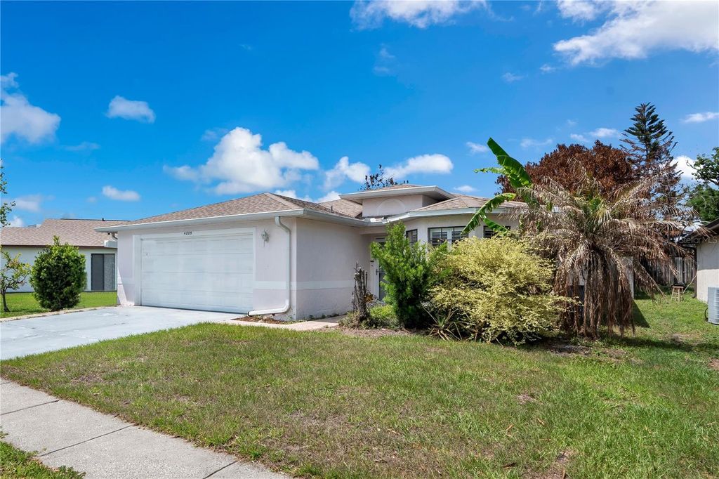 Photo of 4805 Kingston Cir, Kissimmee, FL 34746 (MLS # TB8502258)