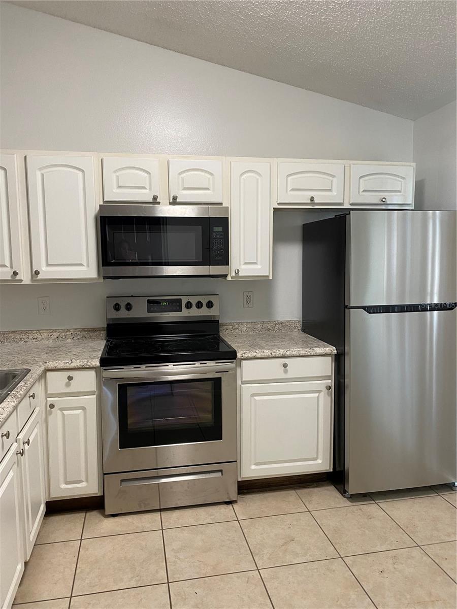 857 PEBBLE CREEK CIRCLE 857