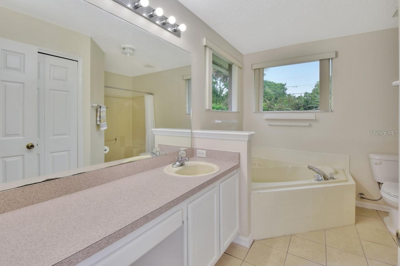 WATERFORD LAKES UNIT 02 - Residential