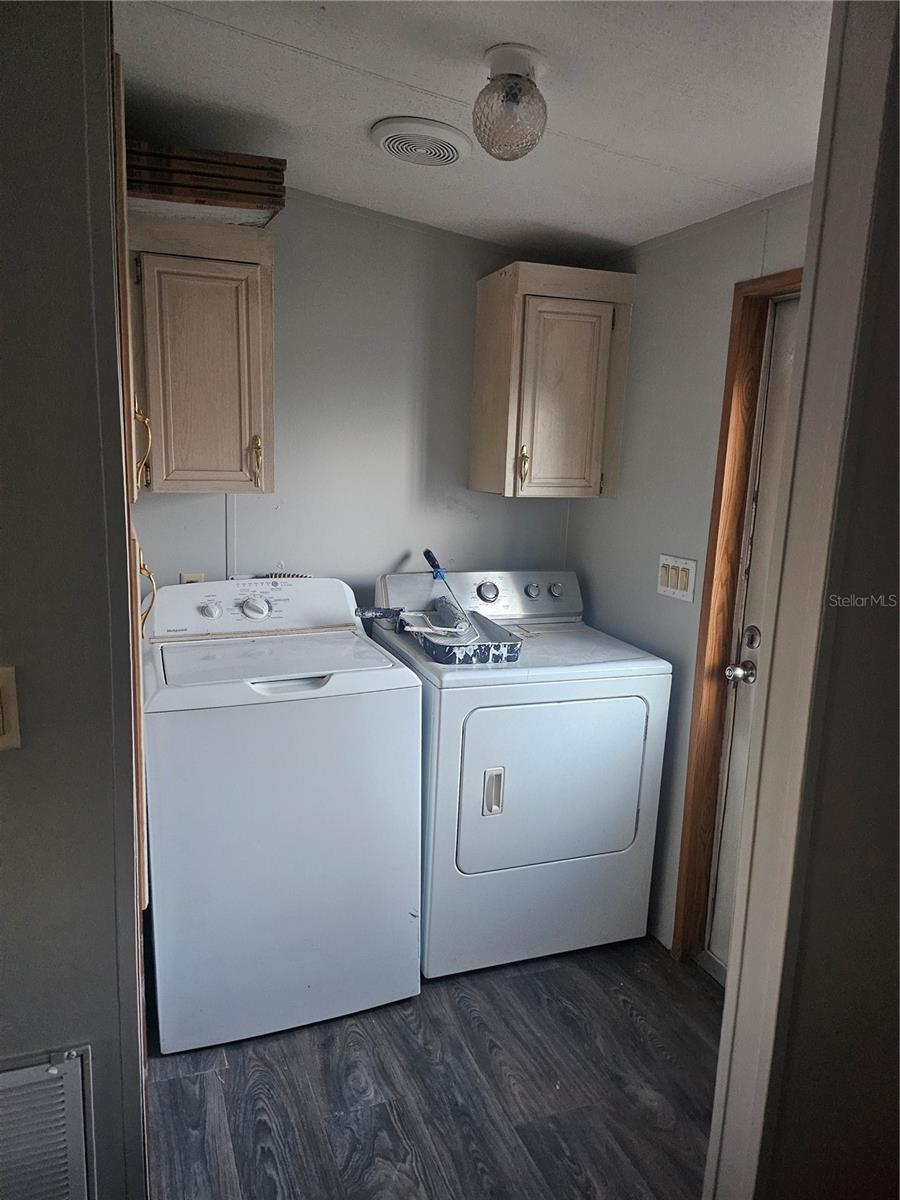 EATON PARK - Residential