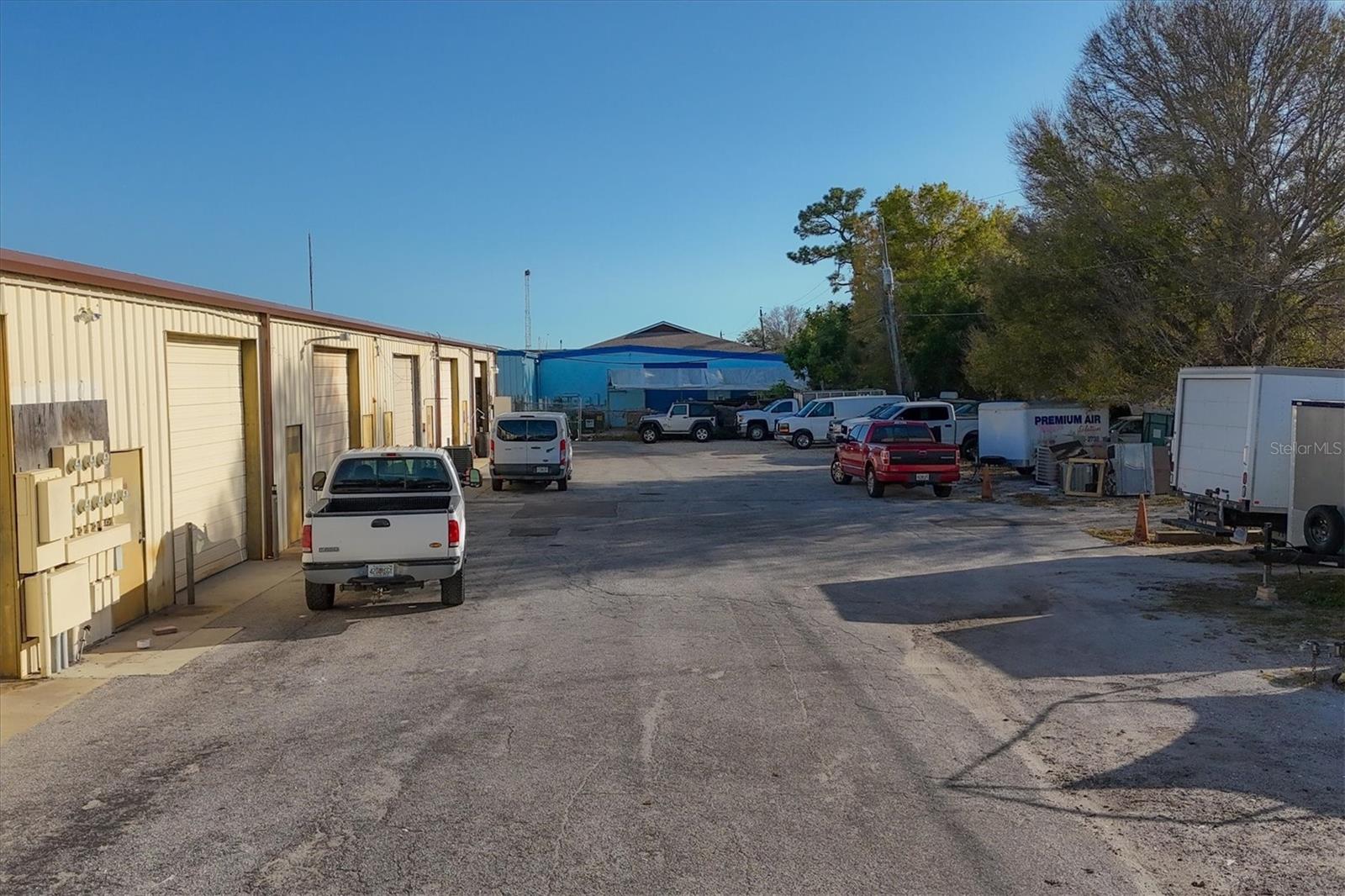 WIPKE INDUST PARK - Commercial Sale