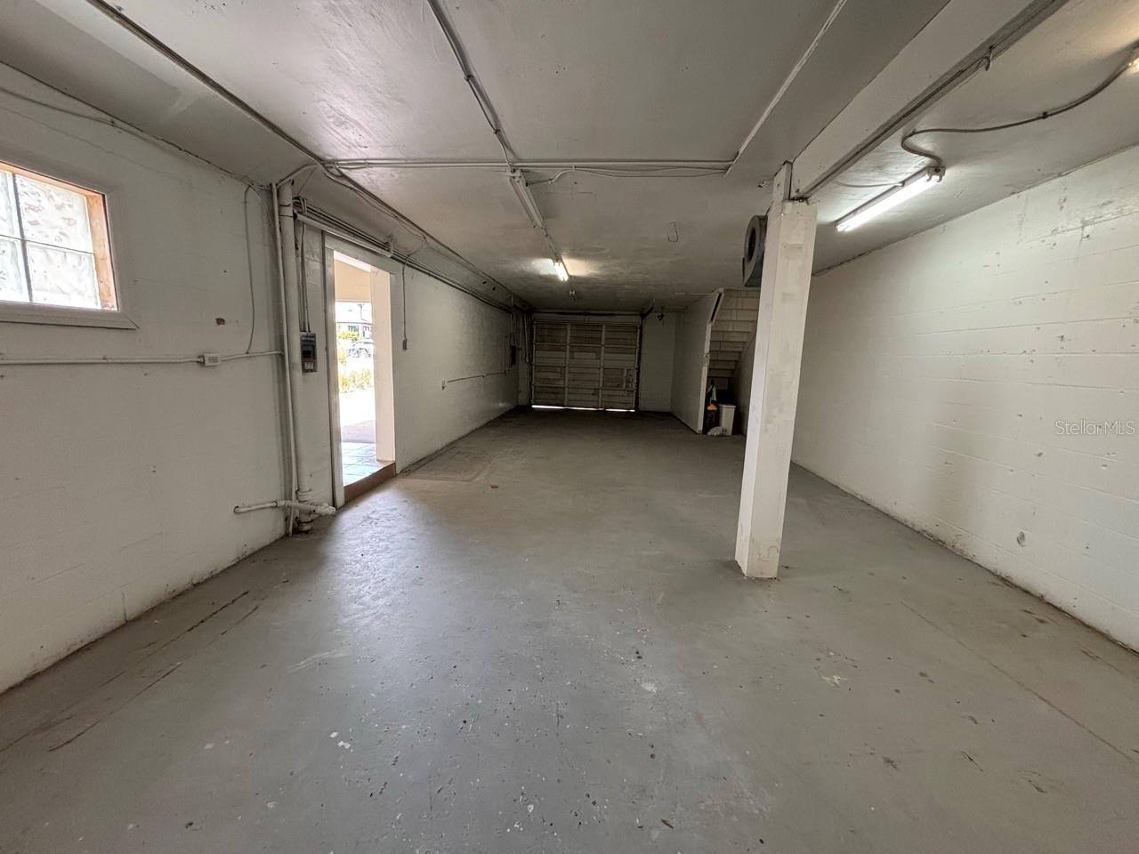 HIBISCUS GARDENS - Commercial Lease