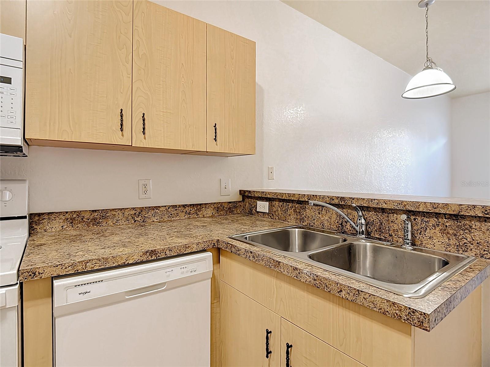 LAKE MARION GOLF RESIDENCE CONDO - Residential