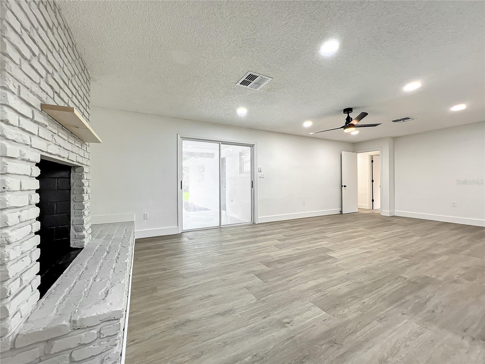 WYLDWOODE ESTATES SUB - Residential