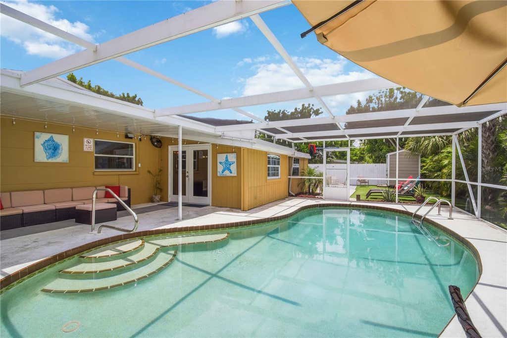 Photo of 5720 24th Street Court W, Bradenton, FL 34207 (MLS # A4699774)