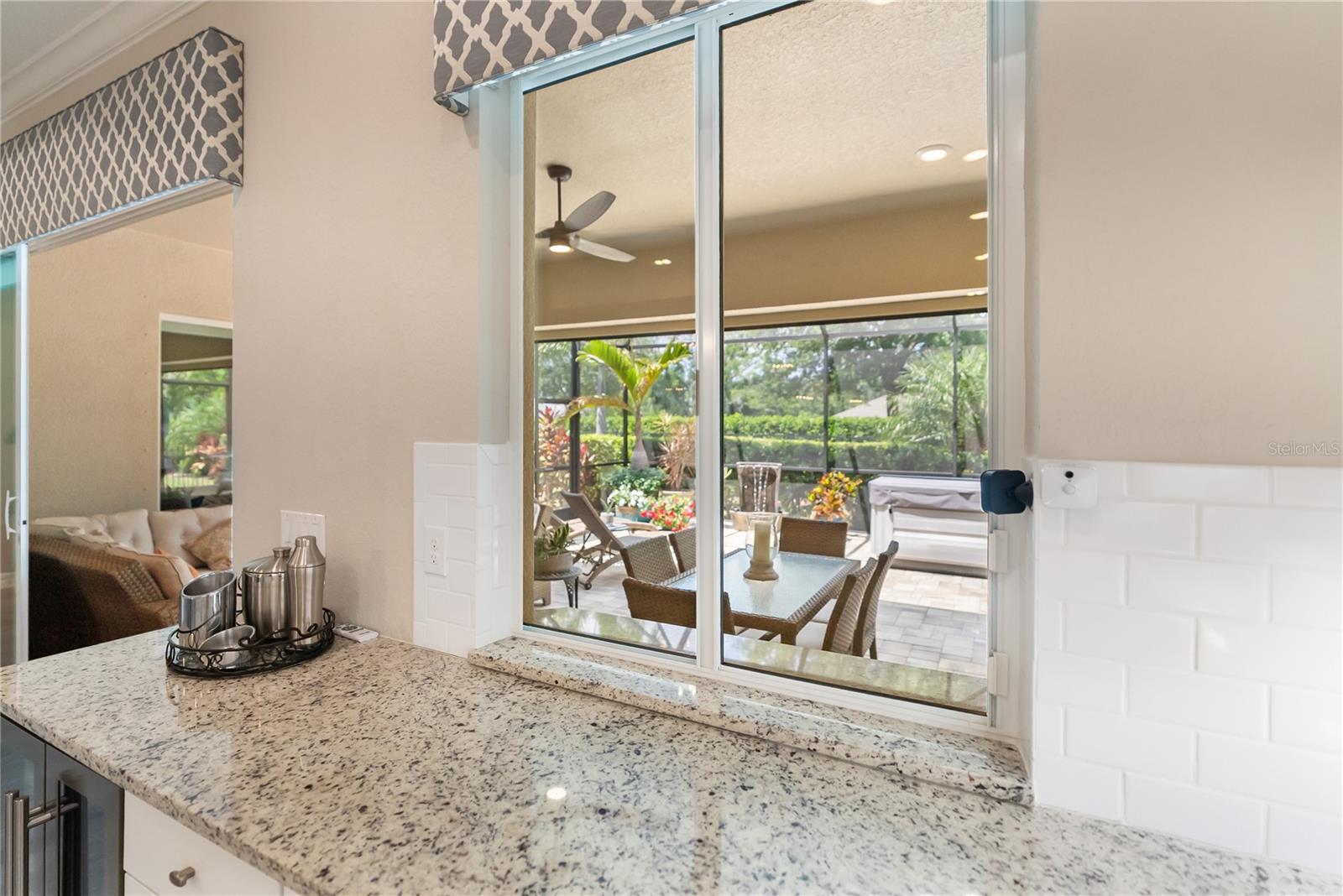 ARBOR GRANDE - Residential