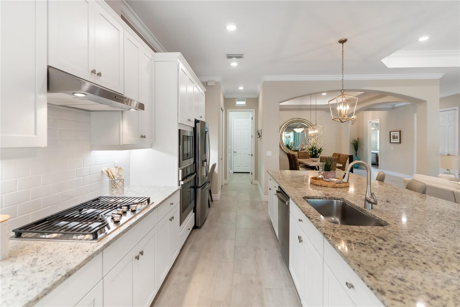 ARBOR GRANDE - Residential