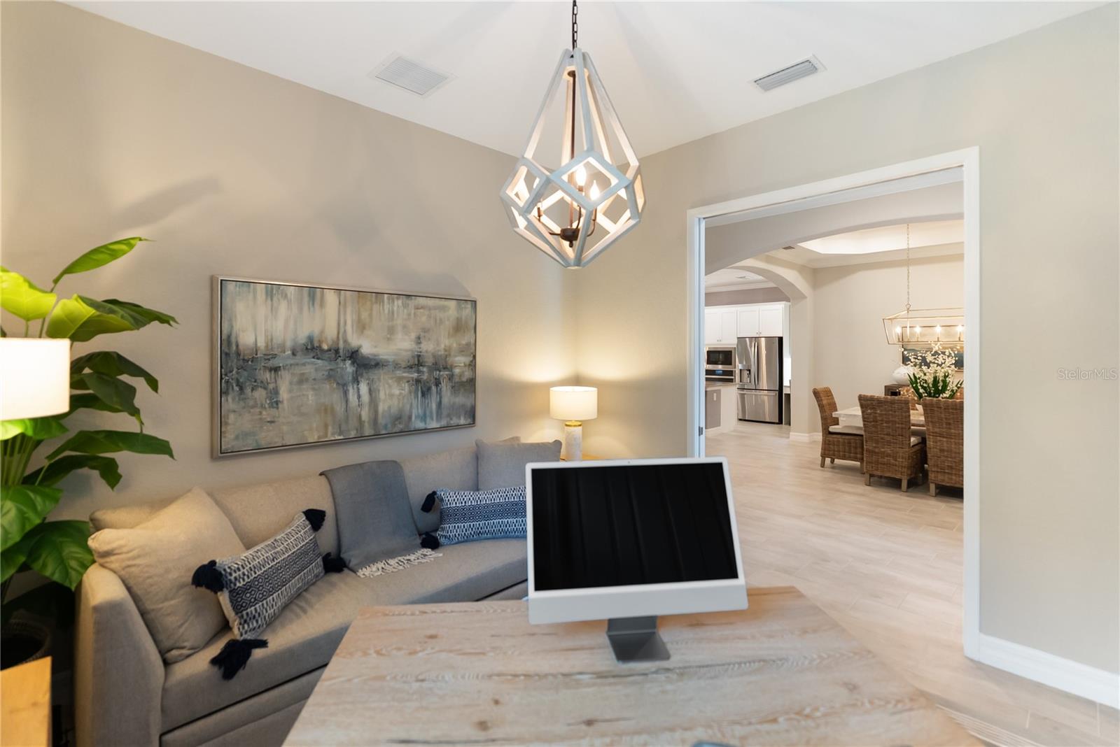 ARBOR GRANDE - Residential