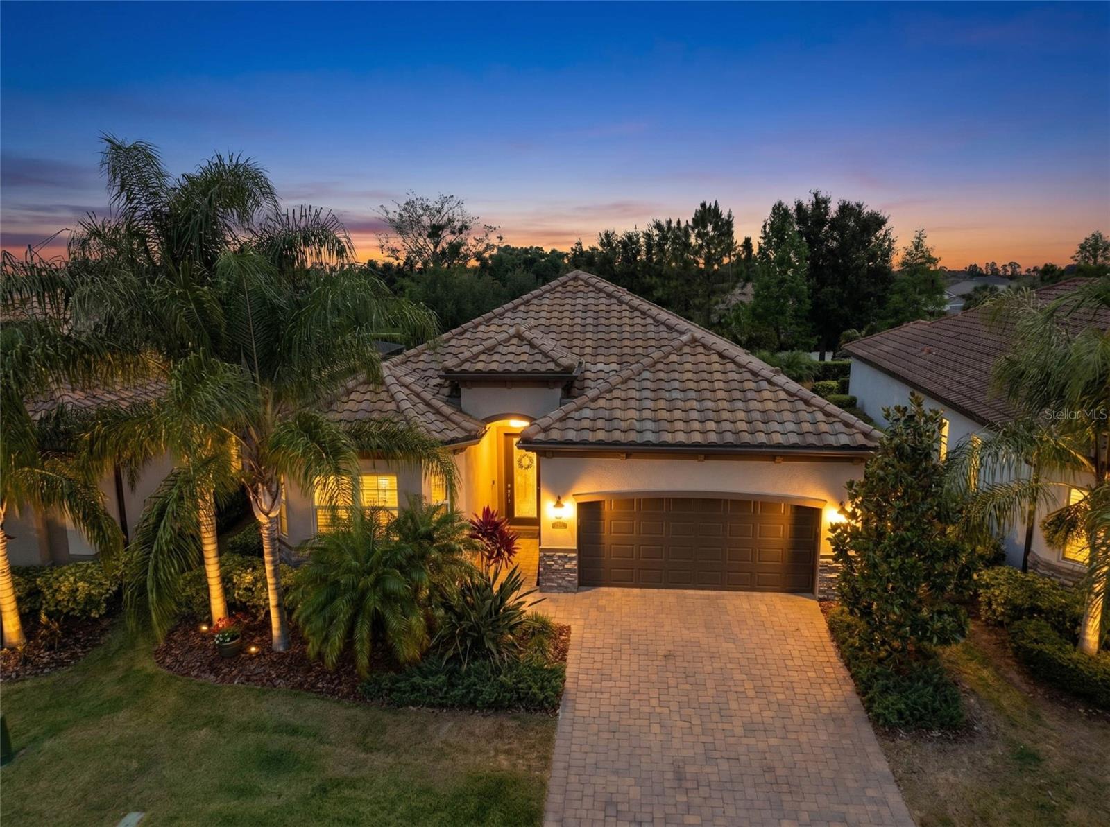ARBOR GRANDE - Residential