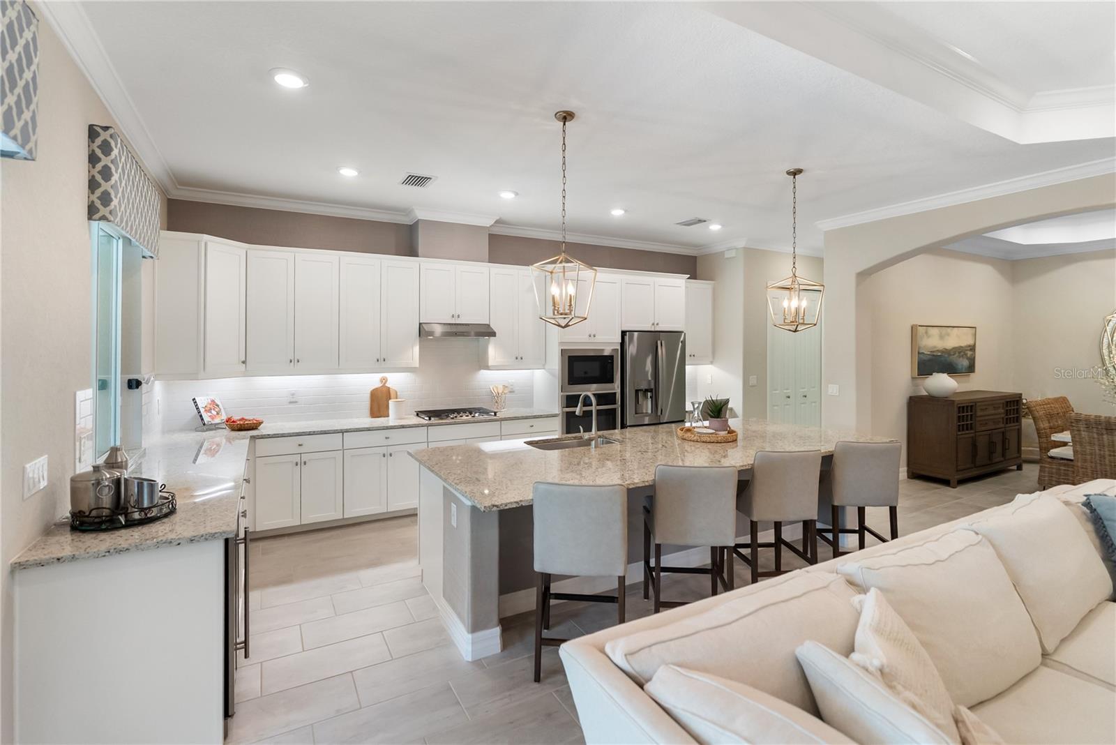 ARBOR GRANDE - Residential