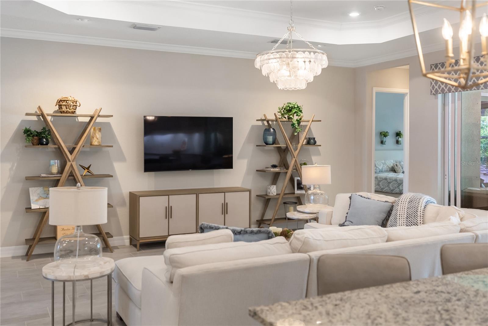 ARBOR GRANDE - Residential