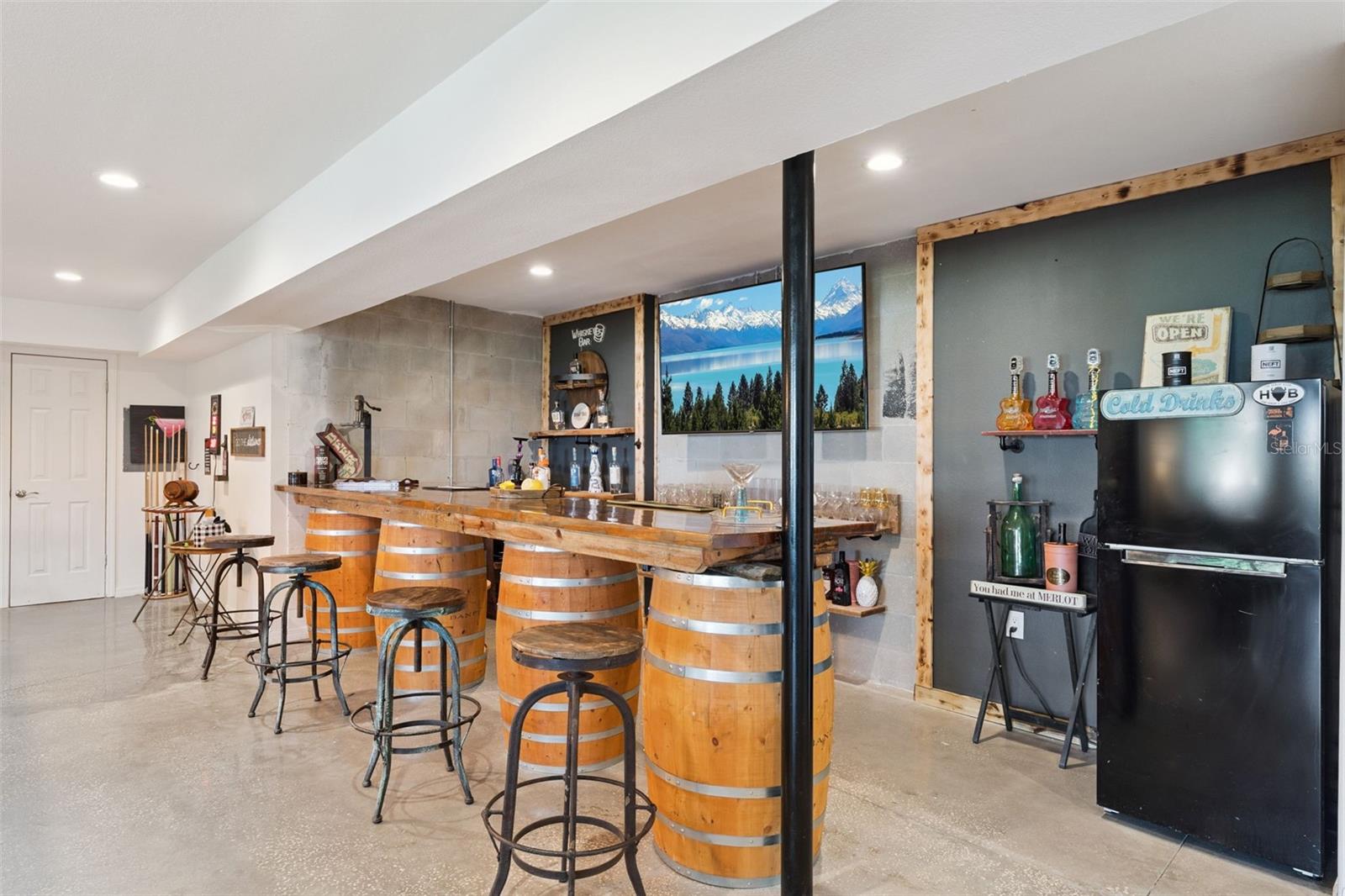 LAKE RIDGE CLUB SUB - Residential